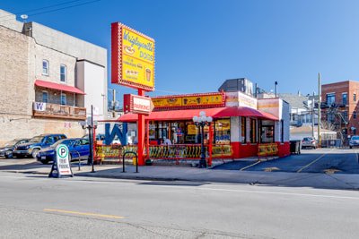 Moving to Wrigleyville, IL