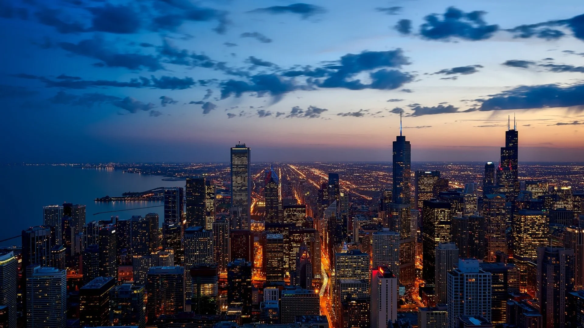 Chicago Skyline at Dusk Chicago skyline at dusk, ideal for movers and moving services.
