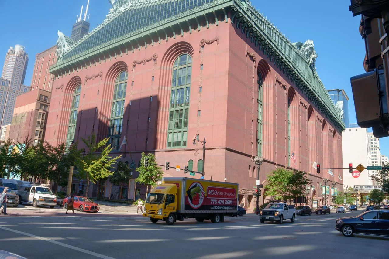 Moovers Chicago Truck in South Loop Moovers Chicago truck in South Loop, local and long distance moving services.
