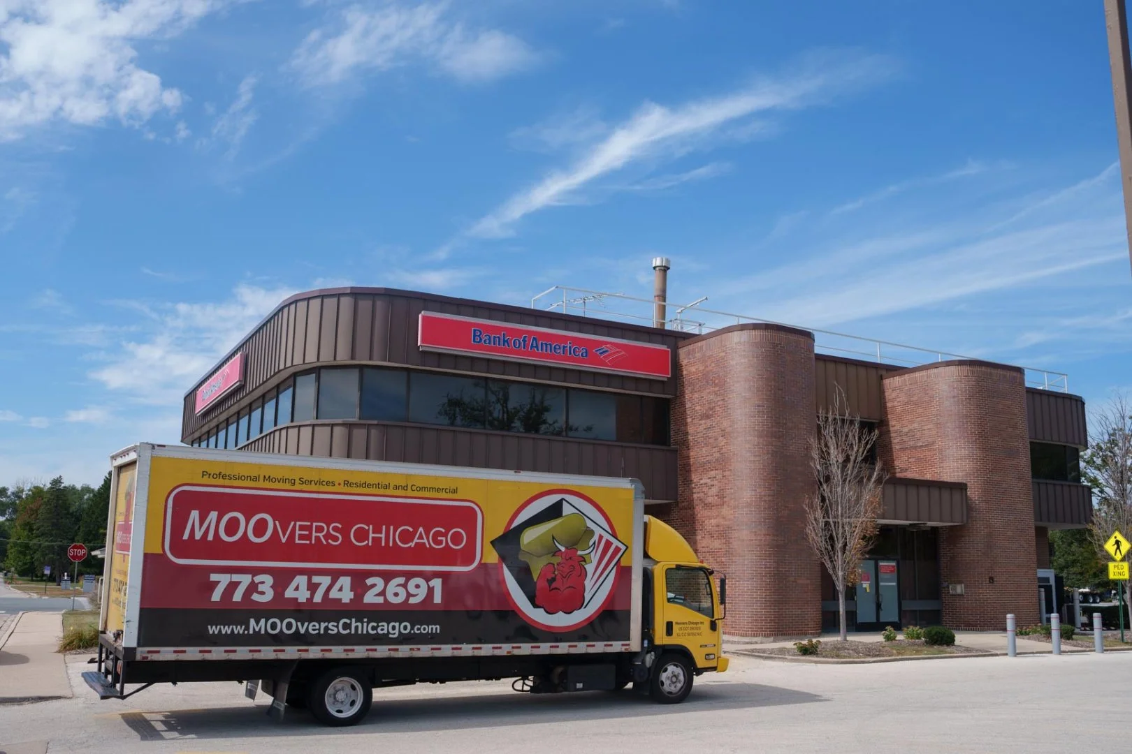 Moovers Chicago Moving Truck Moovers Chicago moving truck parked in front of in palos-heights
