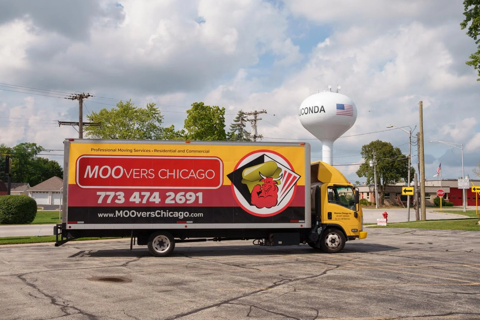 Moovers Chicago Moving Truck Moovers Chicago moving truck in Wauconda, offering local and long distance moving services in Wauconda, IL.