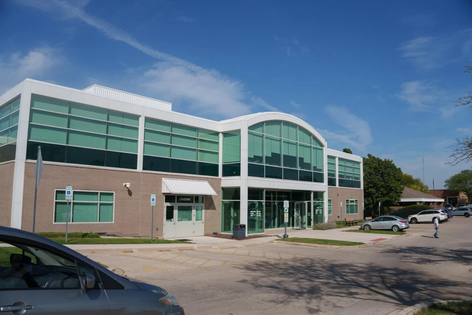 Moovers Chicago Office Building Moovers Chicago office building, local moving services in Woodridge, IL.