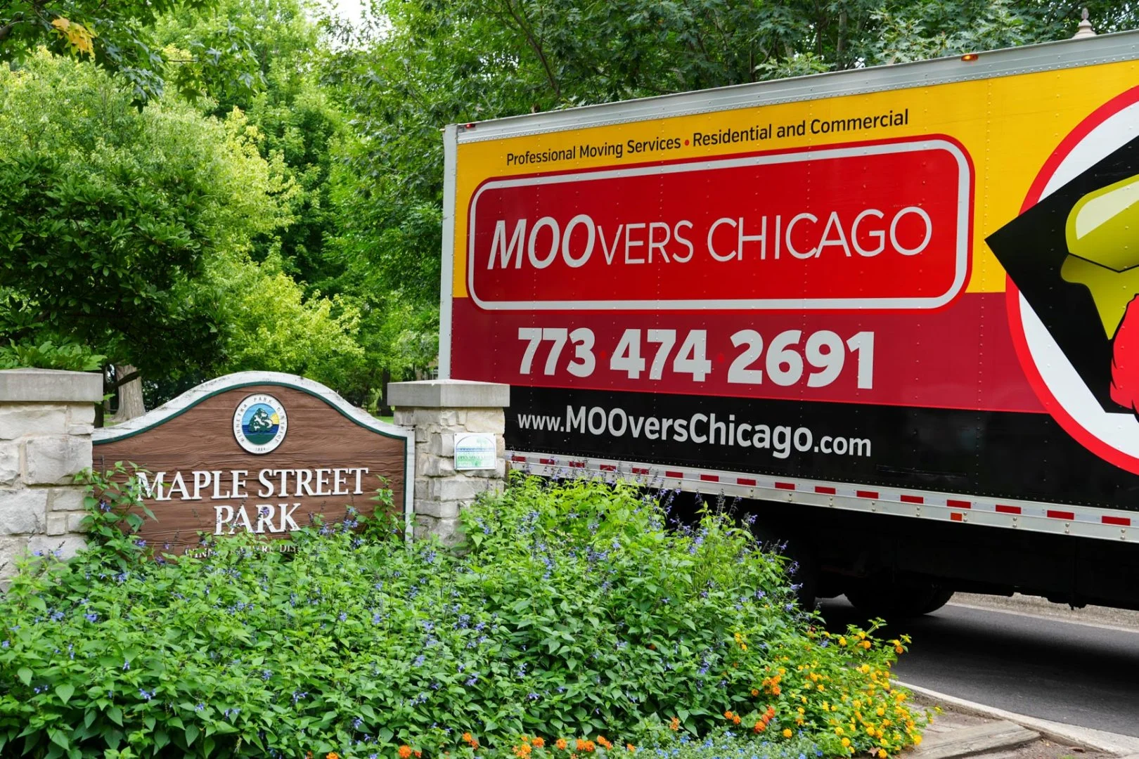 Moovers Chicago Truck at Maple Street Park Moovers Chicago truck at Maple Street Park, in Winnetka , IL, offering local and long distance moving services.