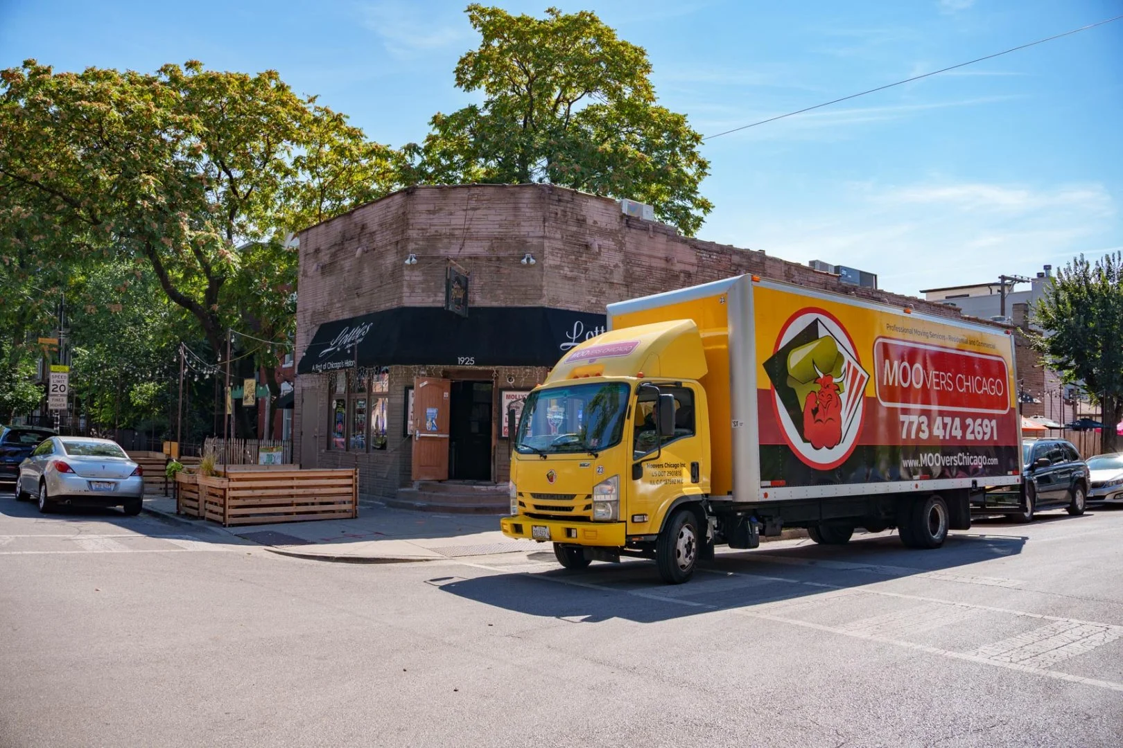 Moovers Chicago Truck in Bucktown Moovers Chicago truck parked in Bucktown, offering local and long distance moving services in Bucktown, Chicago, IL .