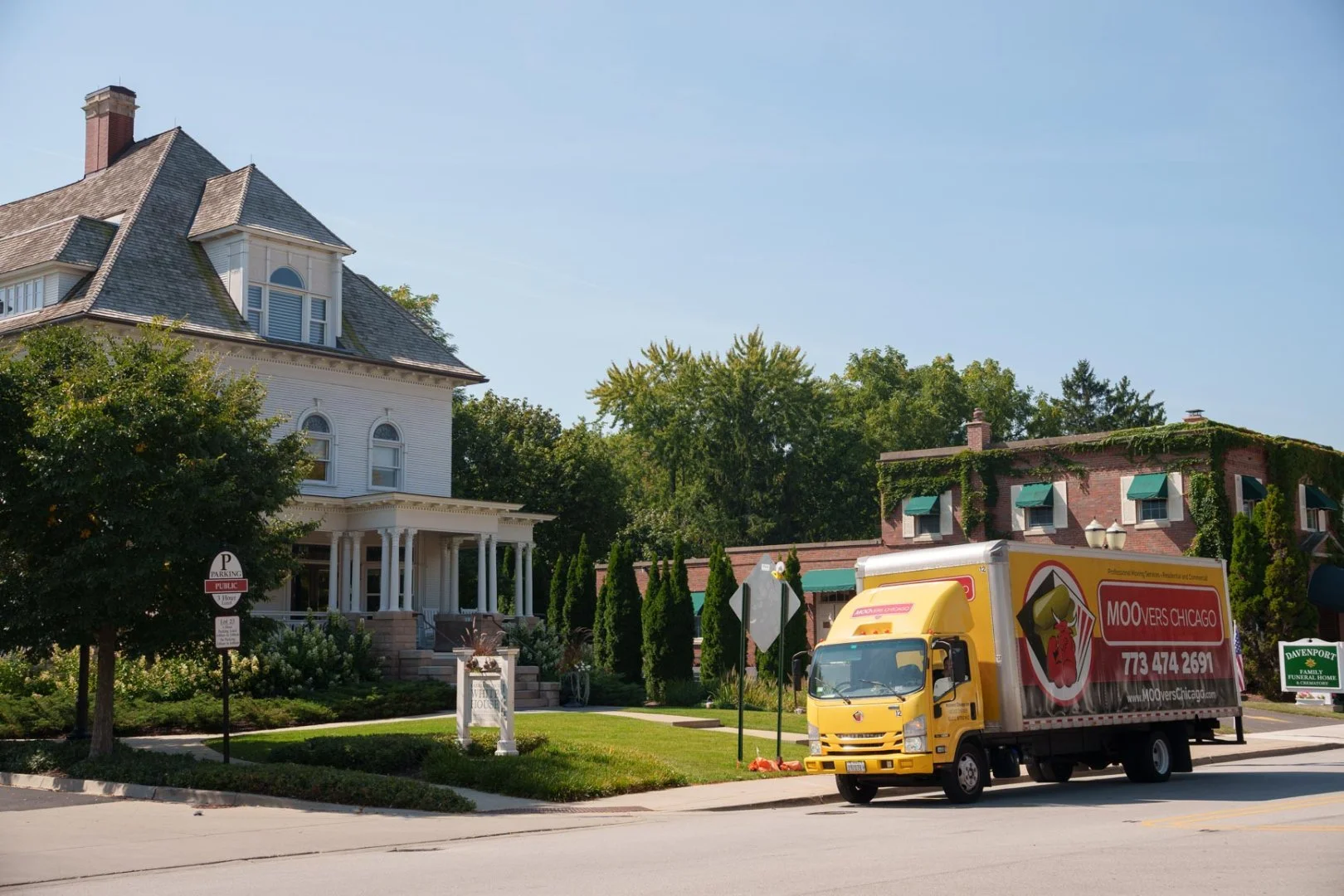 Moovers Chicago Truck in Residential Area Moovers Chicago truck parked in a residential area, offering local and long distance moving services in Barrington, IL..