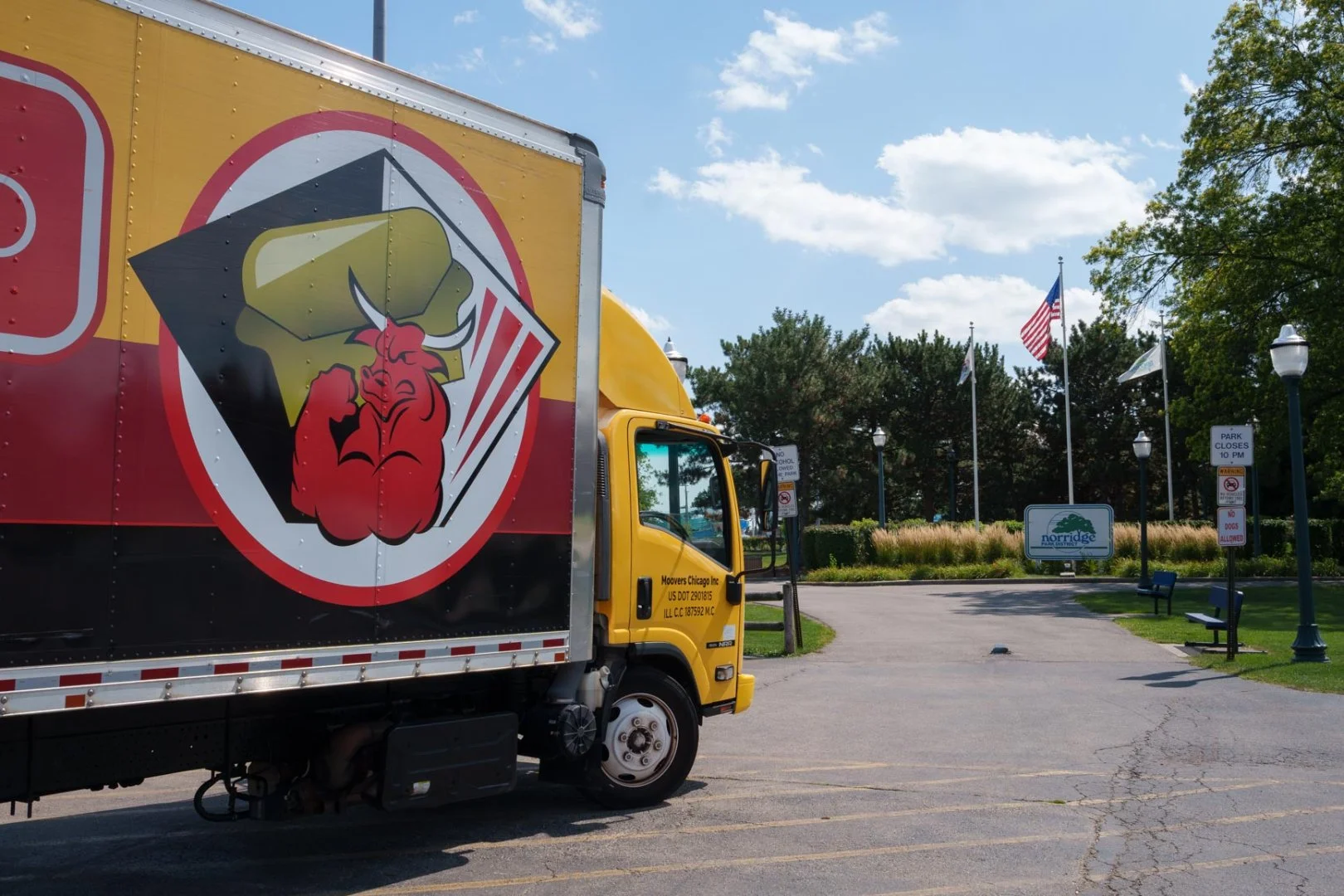 Moovers Chicago Truck in Scenic Location Moovers Chicago truck parked in a scenic area, offering local and long distance moving services in Norridge, Illinois.