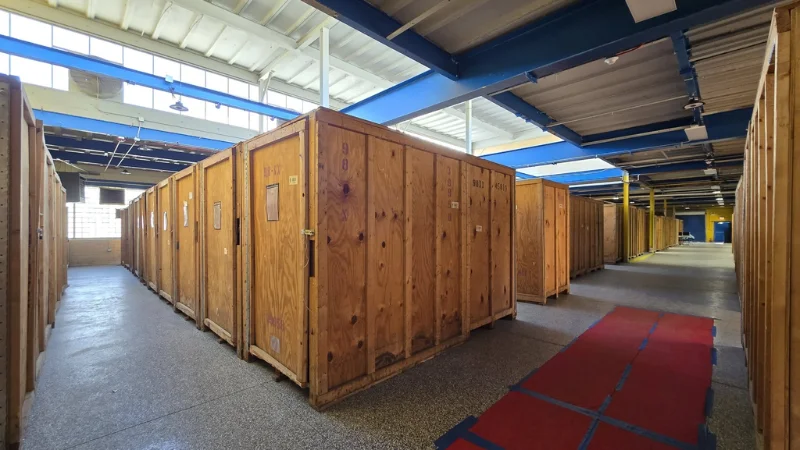 Climate-regulated storage spaces in Chicago by Moovers, a trusted moving company.