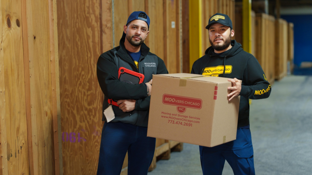 Moovers Chicago team handling secure moving services.