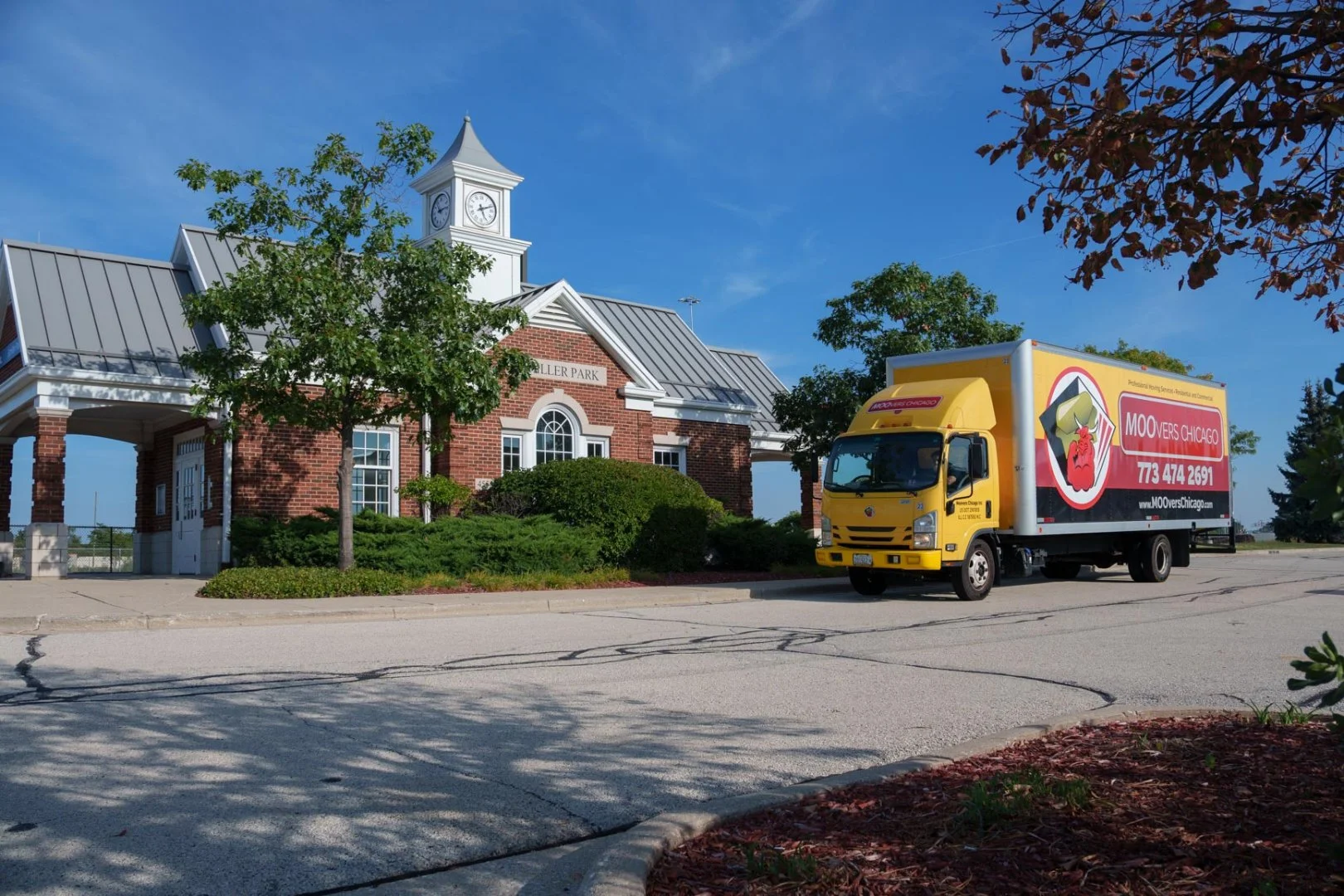 Moovers Chicago truck parked in front of a building, local and long distance moving services  in Schiller Park.