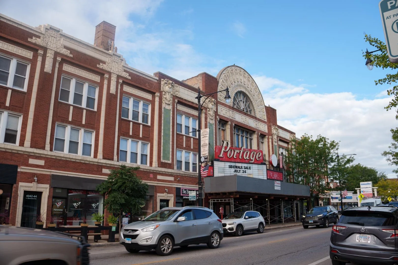 Portage Park area with Moovers Chicago, a trusted moving company.